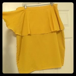 Yellow ruffled pencil skirt